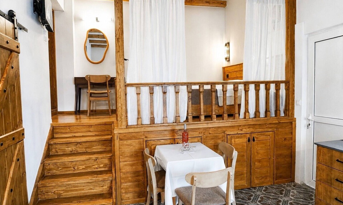 Kefalos Apartment | Traditional Κefalos Apt with Wooden Ceilings