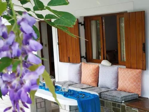 Makry Gialos Apartment | Traditional Olive House