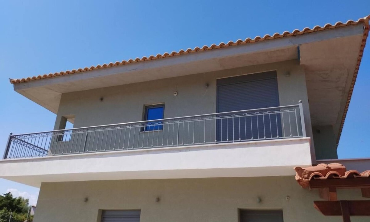 Metokhi Apartment | Tranquil Retreat on Athens Riviera:Newly Built,Spacious Apartment(Pet-Friendly!)