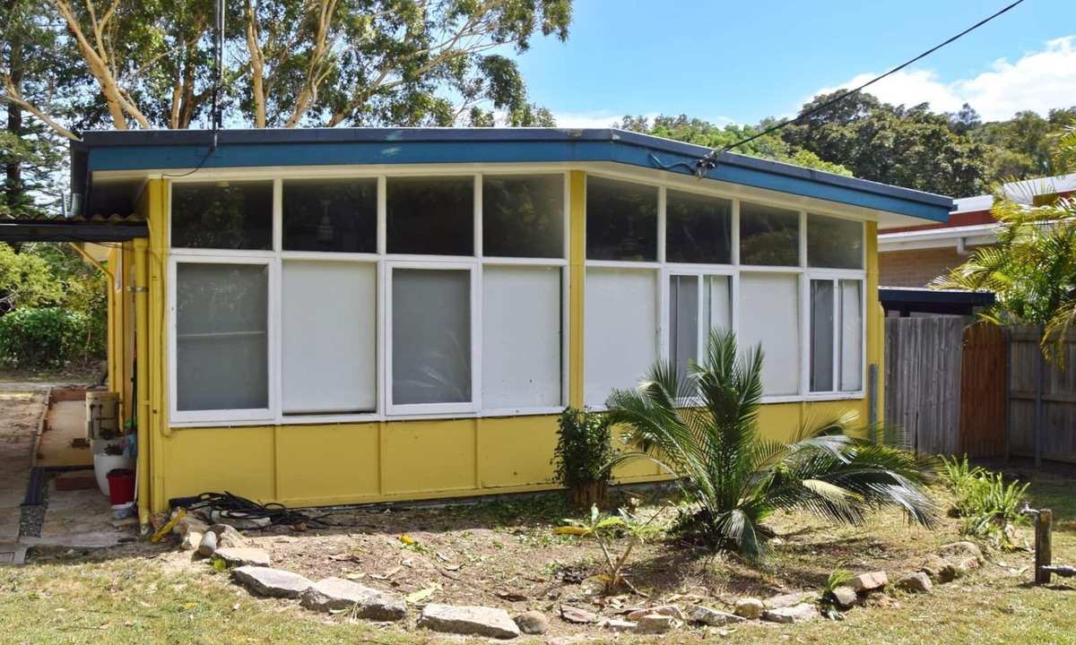 Arakoon Apartment | Trial Bay Beach Cabin 3