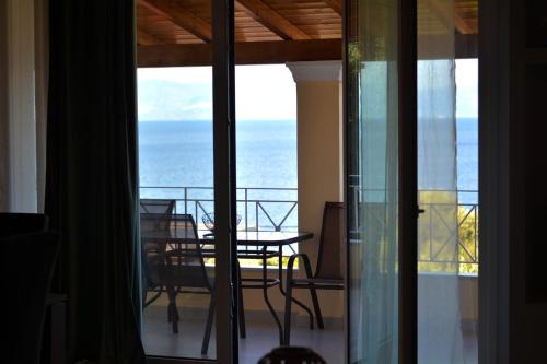 Benitses Apartment | Tsaki seaview apartment