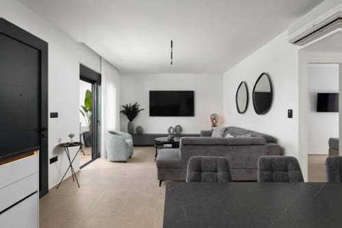 Kremasti Apartment | Tsampika Luxury House