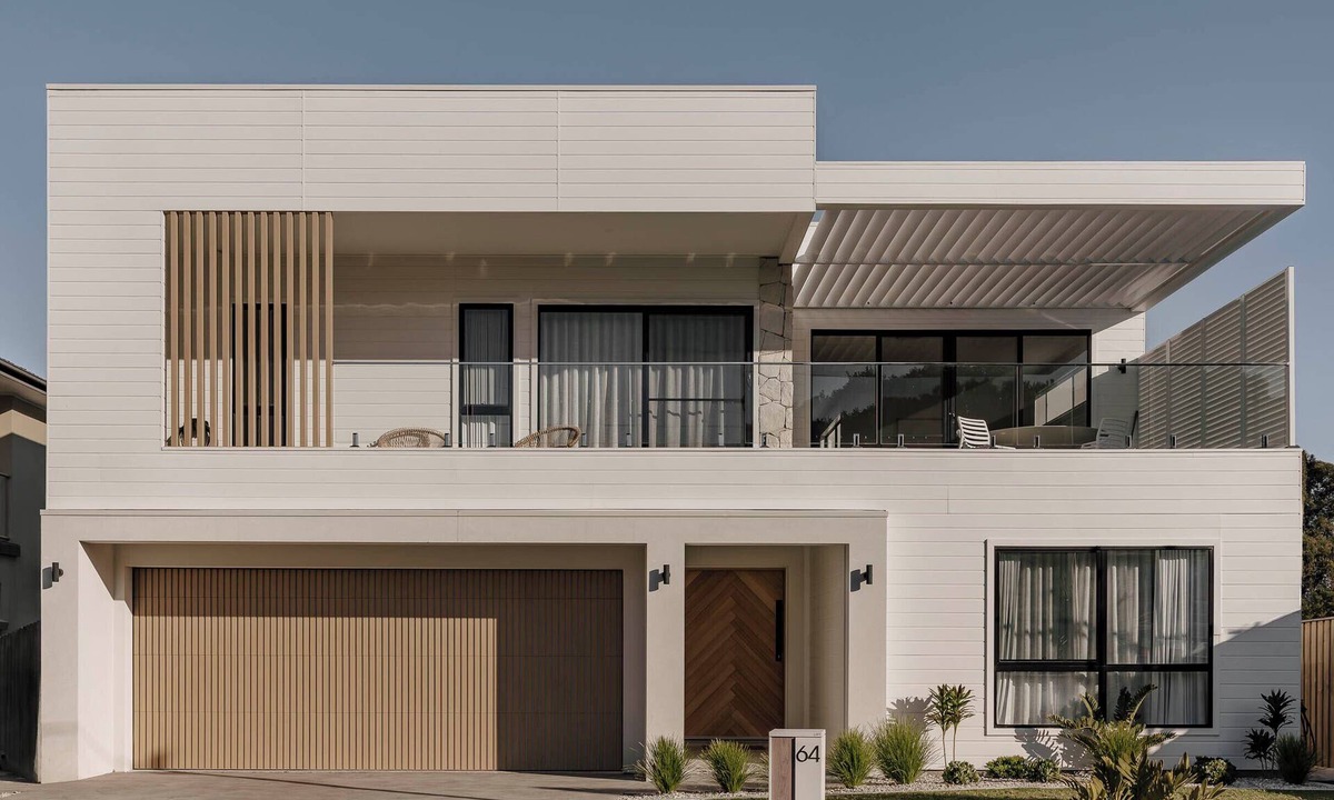 Werri Beach House | Uma on Werri, Gerringong - Heated pool/spa, beachfront, luxury, aircon, playroom
