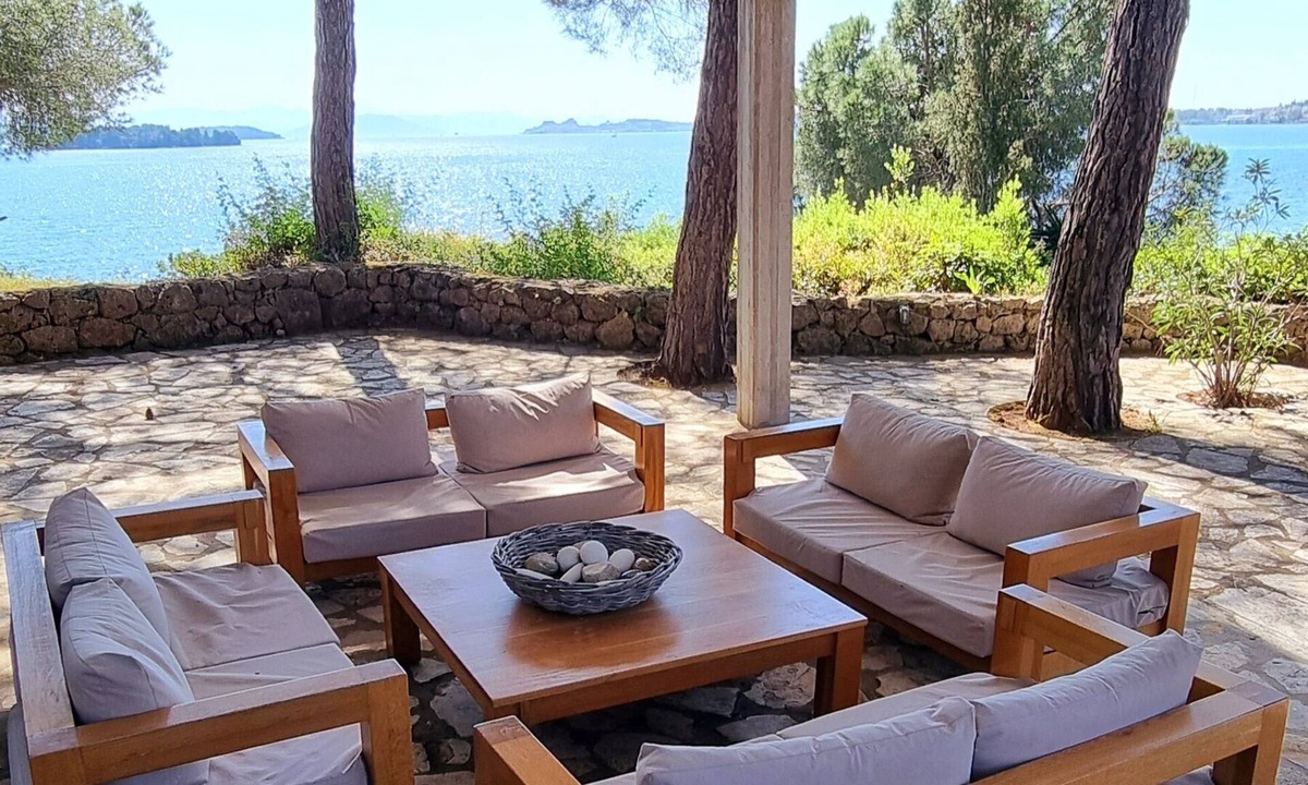 Kontokali Villa | Unique view, private beach path, 5km from Corfu City, beautiful Corfiot villa.