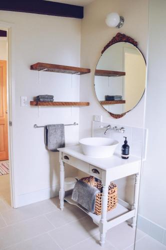 Altona House | UzuriBarossa