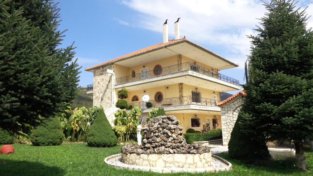 Kalavrita House | VALIA ROOMS