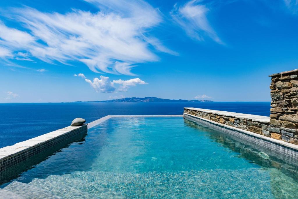 Exomvourgo Villa | VATHI BLEU PRIVATE VILLAS