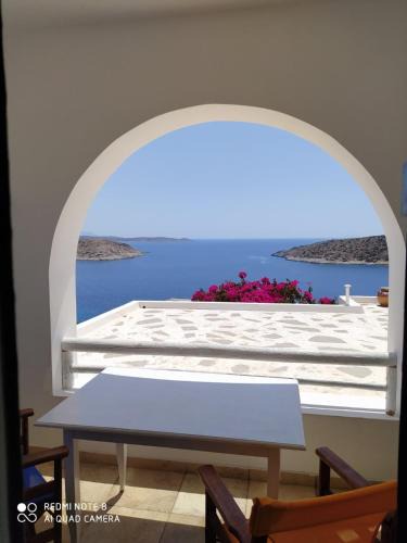 Ag. Georgios Hotel | Venetiko Studios