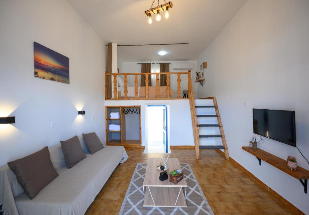Panormos Apartment | Verano Apartments