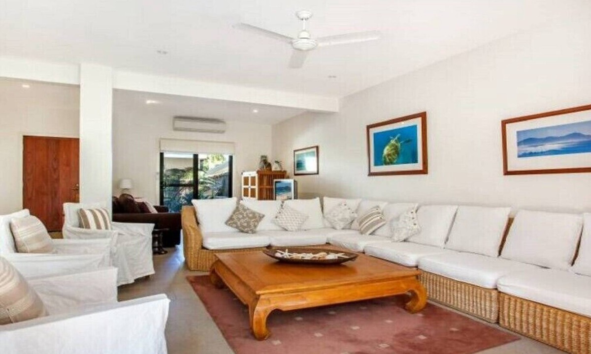 Byron Bay Apartment | Very private townhouse with direct beach access