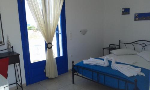 Milos House | Vigles