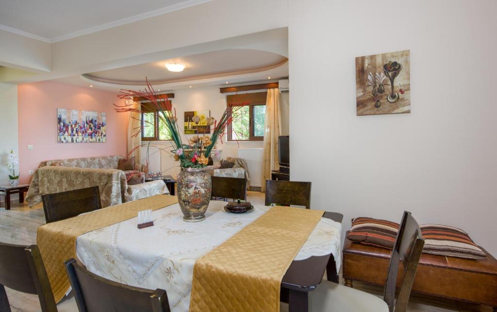 Stalos Villa | Villa Anna