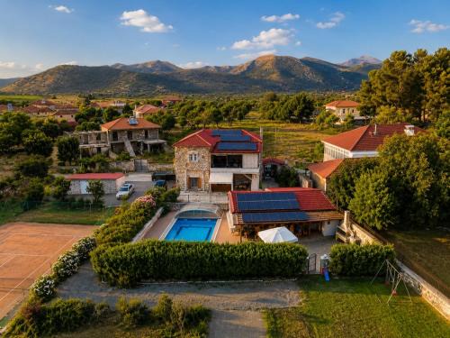 Lithovounia Villa | Villa Arcadia Private Pool and Tennis Court