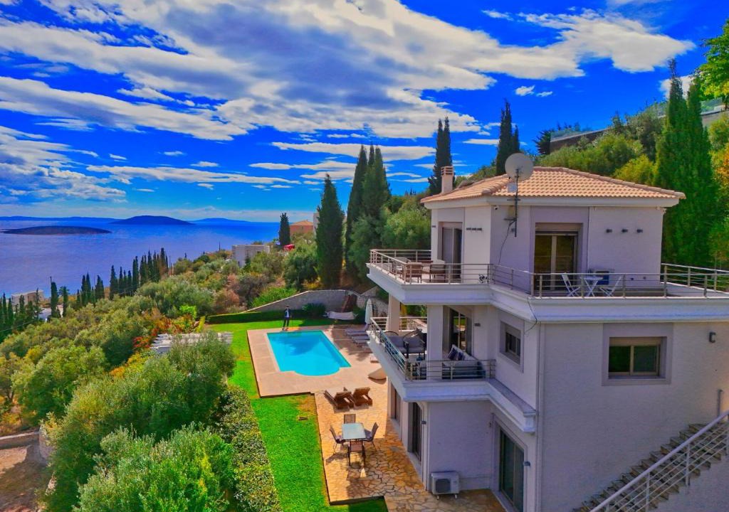 Nafplio Villa | Villa Artemis Nafplion