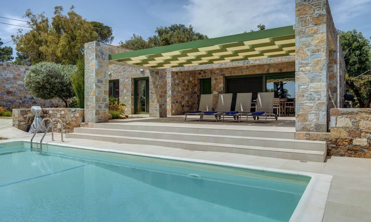 Plomari Villa | Villa Aryballos - Three Bedroom Villa, Sleeps 6