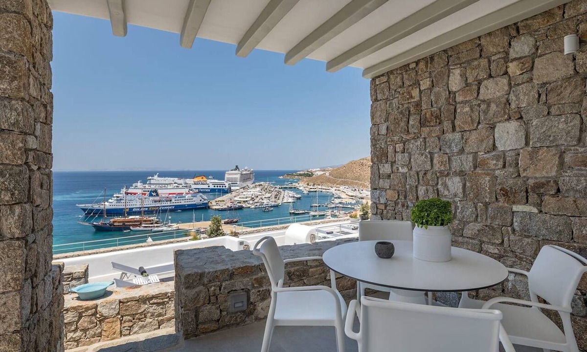 Tourlos Villa | Villa Corenyth, Divine Sea Views, Private Furnished Terrace, Shared Pool,.