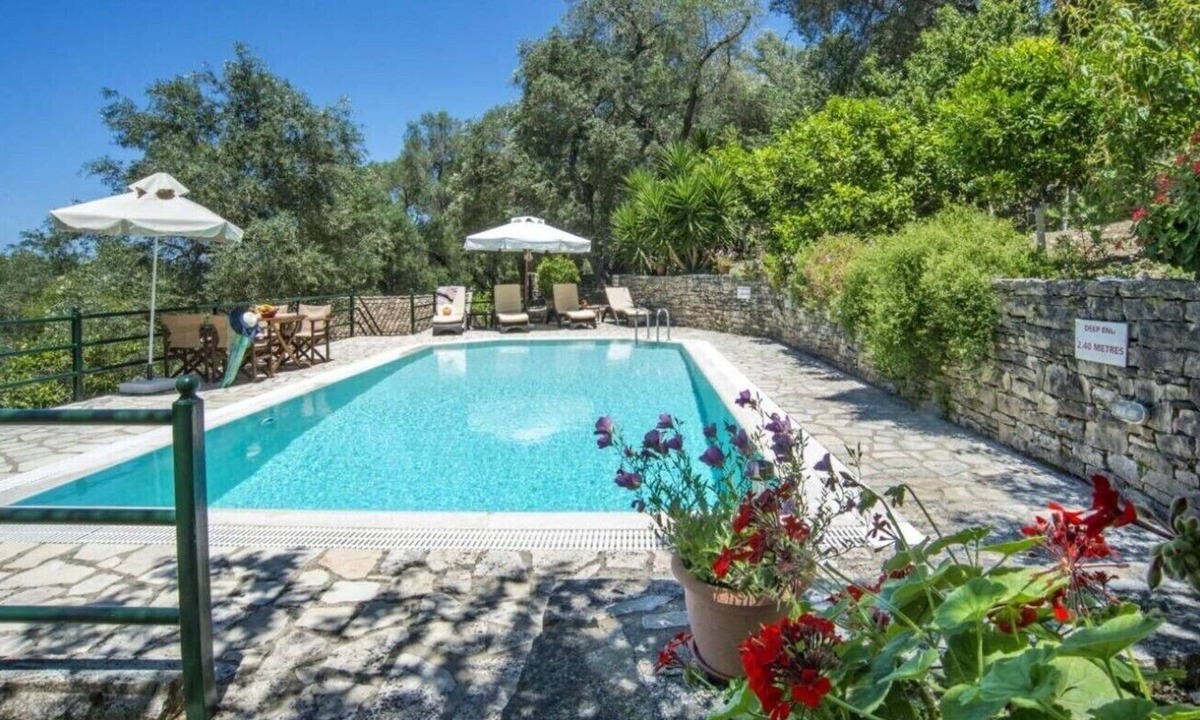 Rantatika Villa | Villa "Dendro" with Private Pool & Wi-Fi