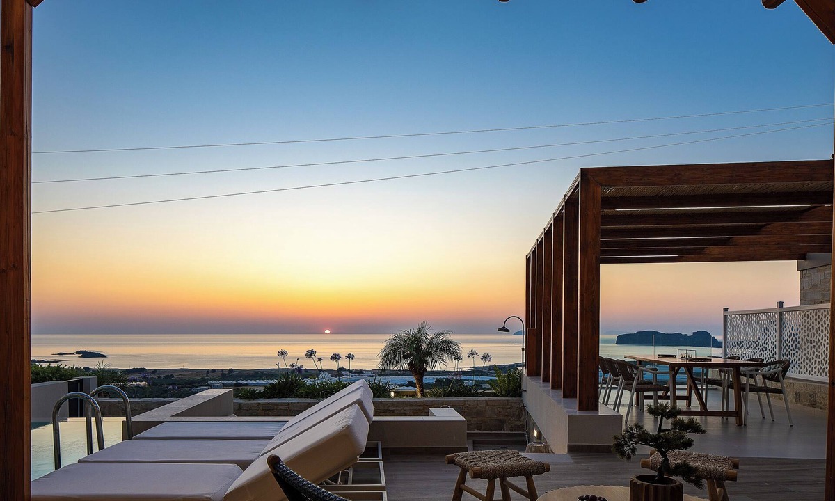 Limeniskos Villa | Villa Domenica Free* heated pool & Seaviews