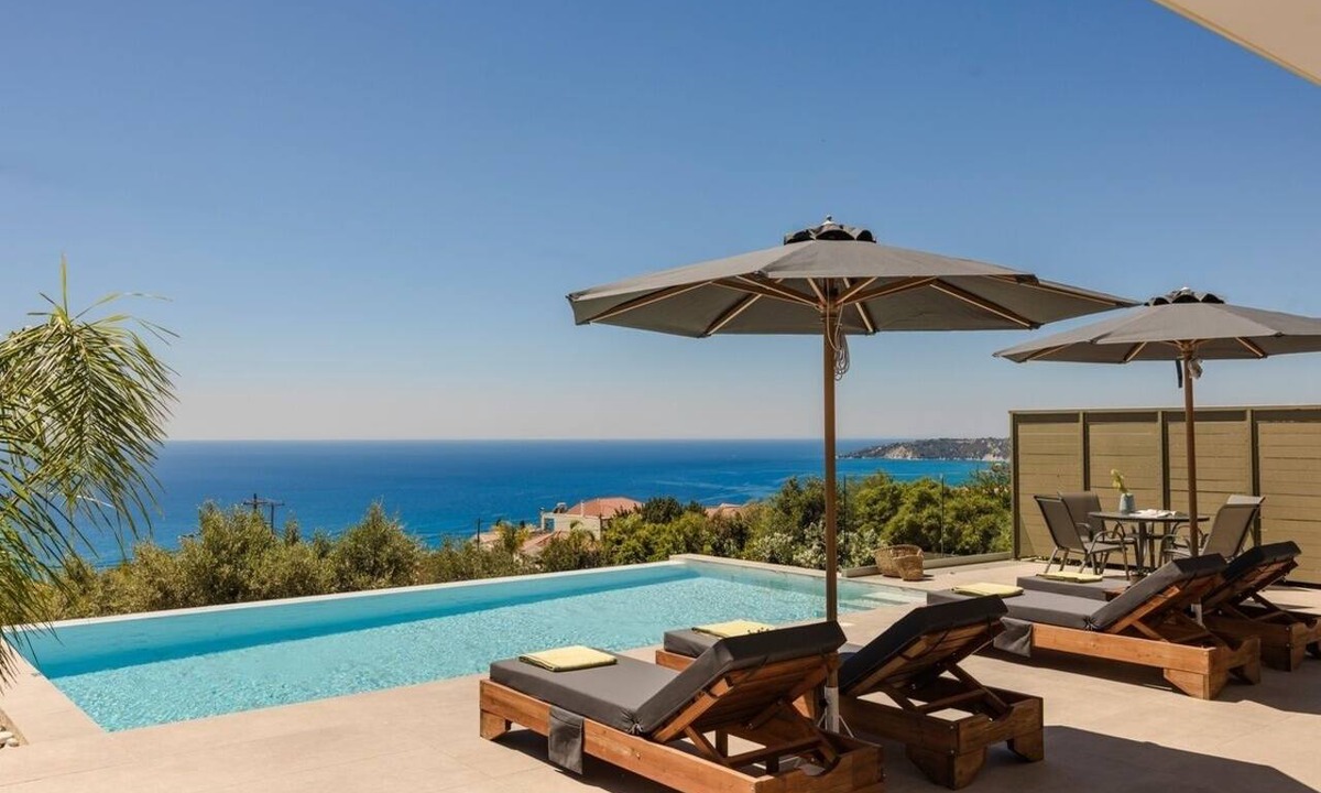 Vlachata Villa | Villa George with Private Pool