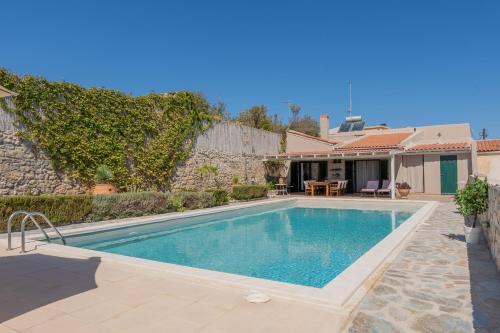 Episkopi Villa | Villa Helidona with Private Pool