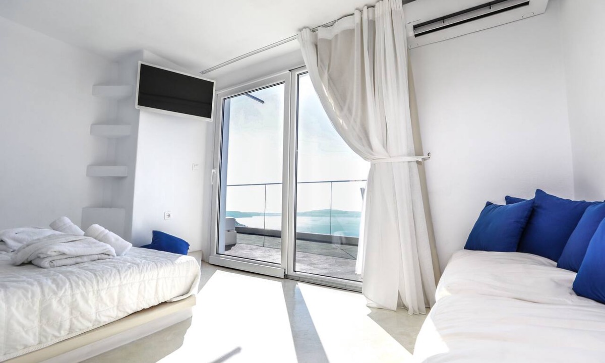 Firostefani Hotel | Villa Ilias Caldera Hotel