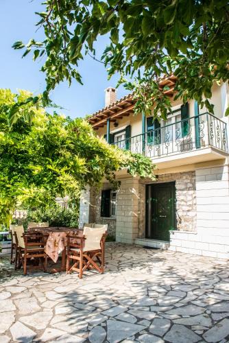 Lazarata Apartment | Villa Ilias