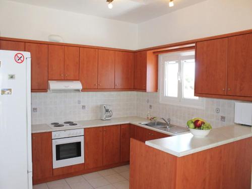Vizari Villa | Villa in Agia Galini with Pool Views