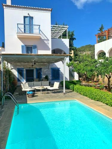 Spetses Villa | Villa Lida Spetses - Private Pool