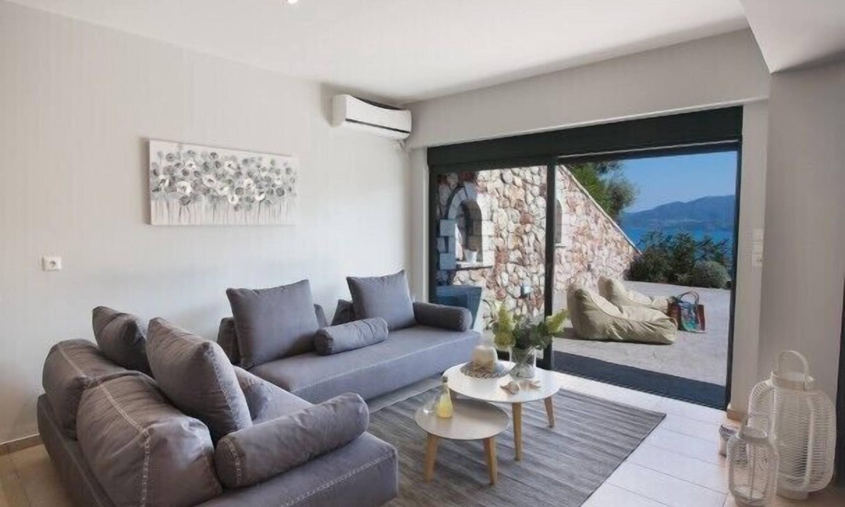 Spanokhorion Villa | Villa Maroon with private pool