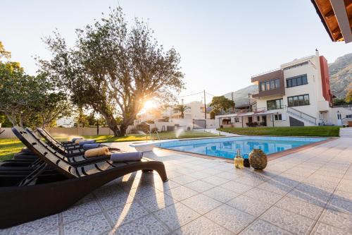 Kineta Villa | Villa Memories