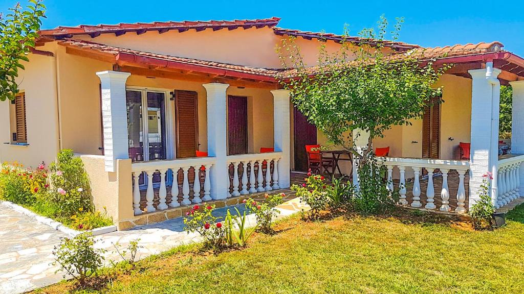 Messonghi Apartment | Villa Panorea