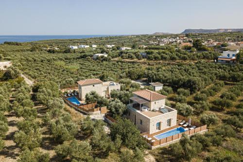 Asteri Villa | Villa Prima - With Private Heated Pool & Jacuzzi