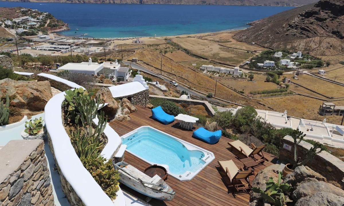 Panormos Villa | Villa Princess 5 4Bed with Small Tub Panormos Beach