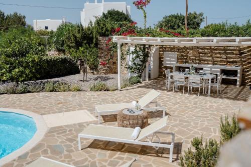 Naxos Villa | Villa Rocabella Just 100m from Glyfada Beach