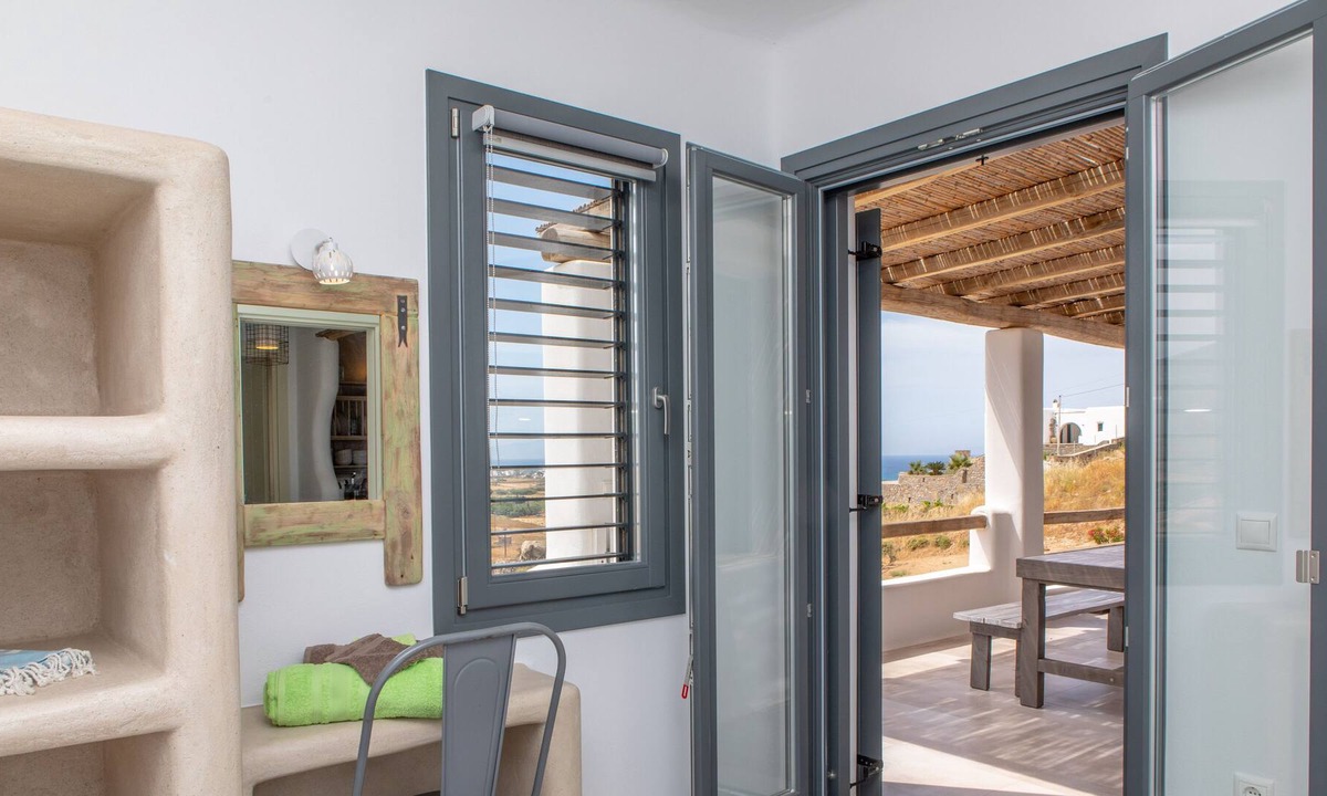 Mikri Vigla Villa | VILLA SEAROCKS NAXOS Mikri Vigla 8 people