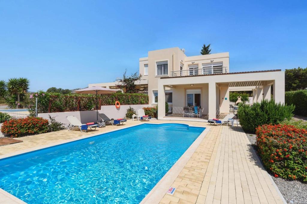 Gennadi Villa | Villa Sophie Gennadi