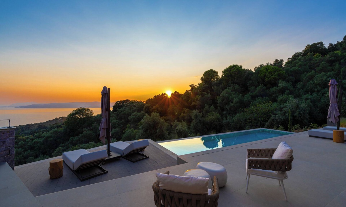 Skiathos Villa | Villa Sundance - Endless Blue & Sunset Views!