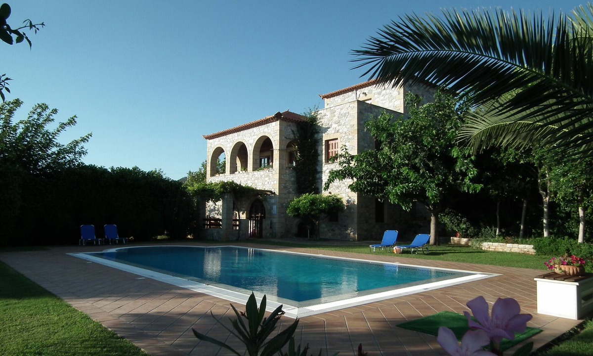 Lefktron Villa | VILLA SUNSET a luxury villa with fantastic sea view and pool