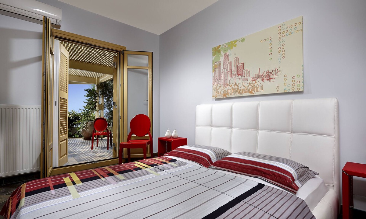 Maragas Villa | Villa Yellow. Inviting you to discover it with every moment Villa Paradise Hotel