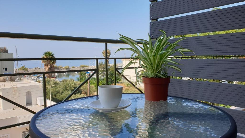 Kalamata Marina Hotel | Vista Marina