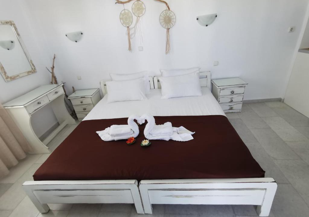 Agios Prokopios Apartment | Vitzileos Studios