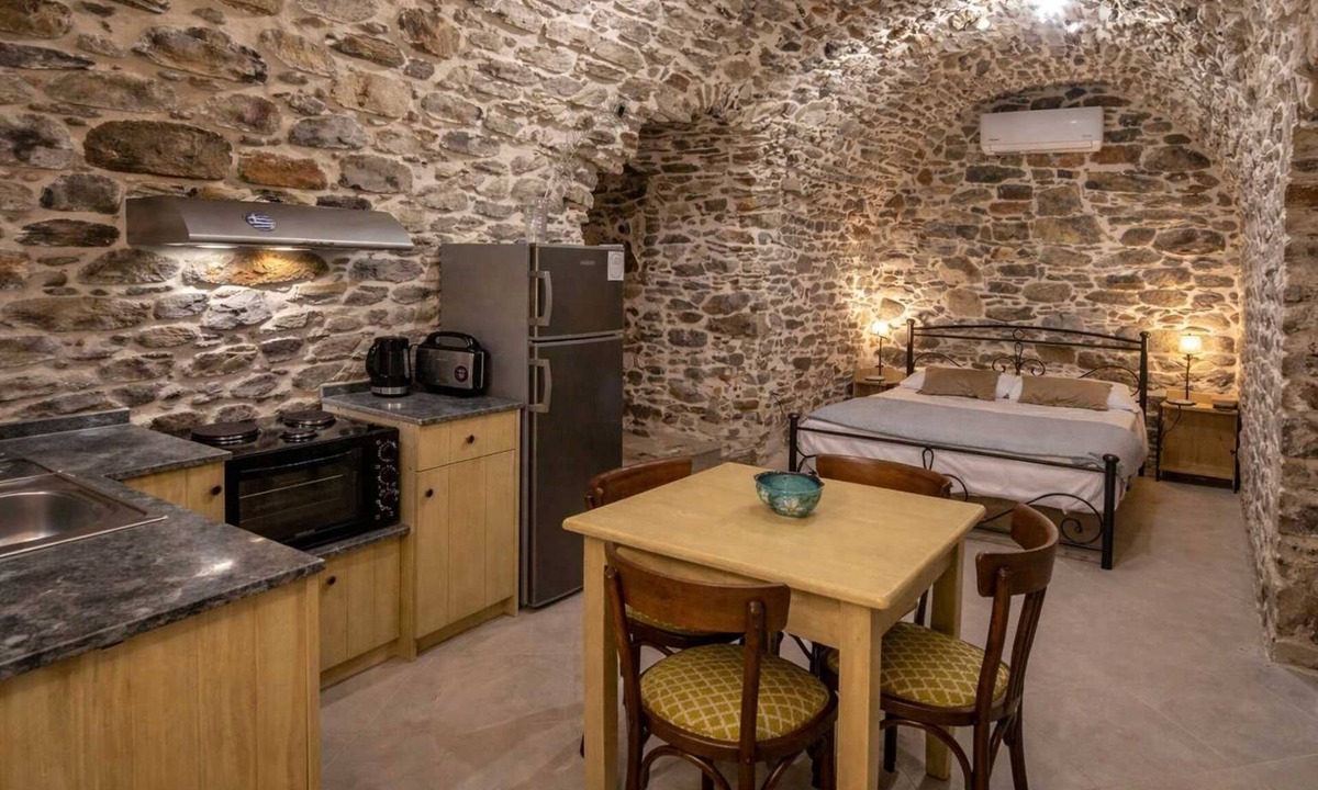 Olympi House | Vlychos Olympi Lodge 1 - Chios Cozy Getaway