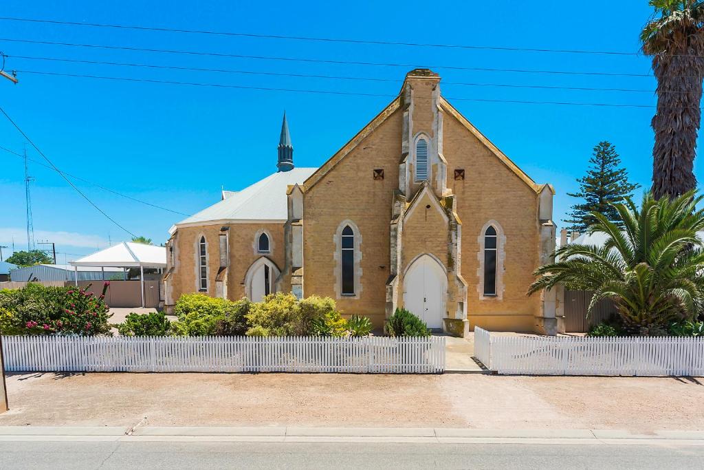 Wallaroo House | Wallaroo Church Holiday House