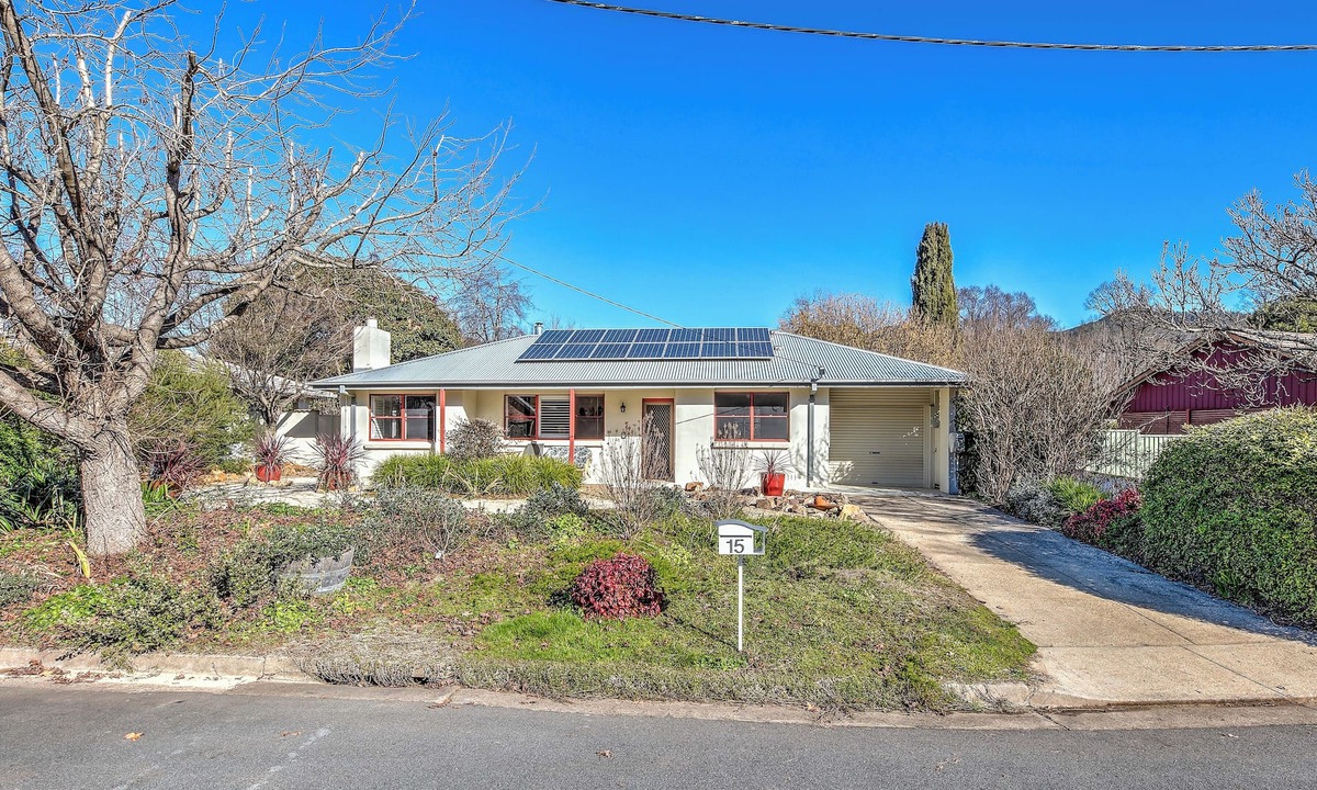 Bright House | Welcome to Clarity on Claret!