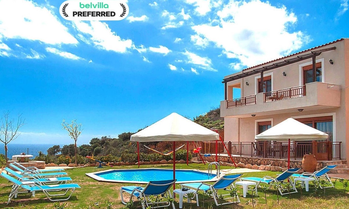 Triopetra House | Welcoming villa in Triopetra with pool