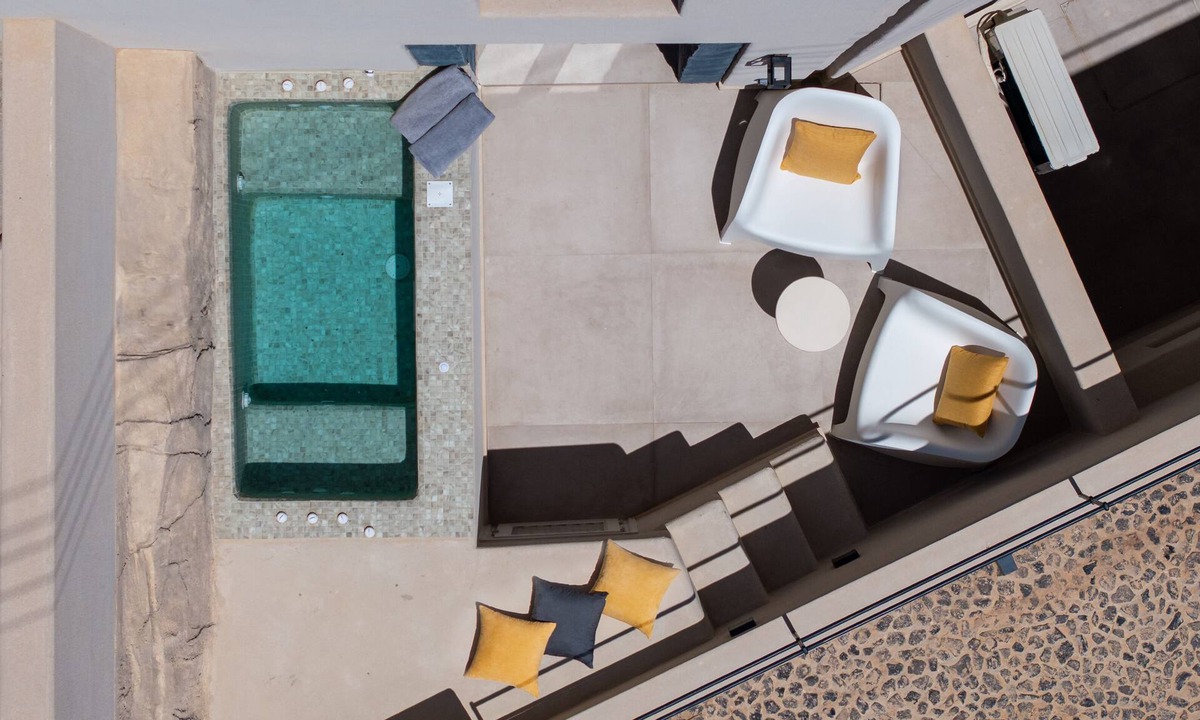 Vothon Apartment | White Orchid Apartments