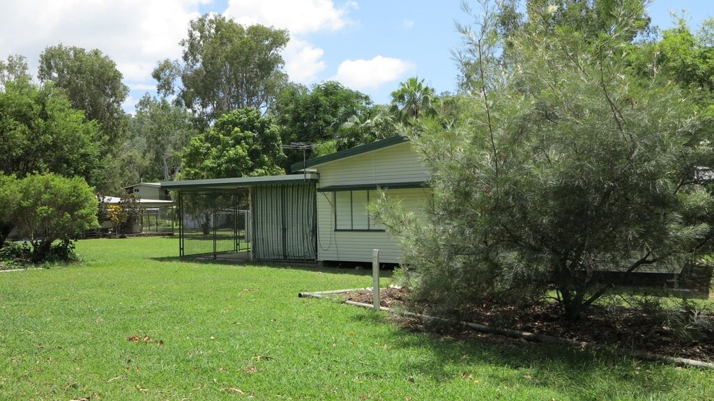 Picnic Bay House | "WHITEHAVEN" in Picnic Bay
