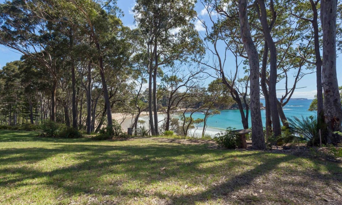 Denhams Beach Apartment | Windarra on Denhams Unit Three