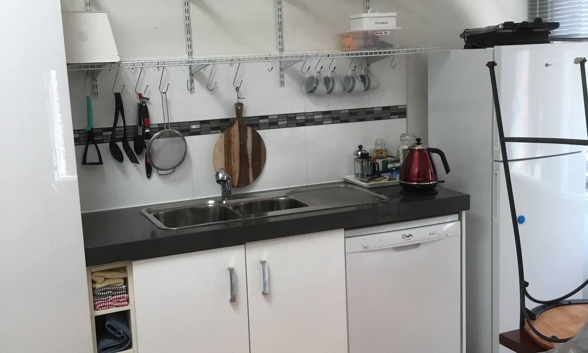 Boronia House | Work from home in a two bedroom self contained luxury apartment with Netflix