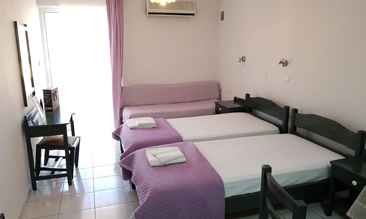 Agii Apostoli Apartment | Zinovia Studio with balcony